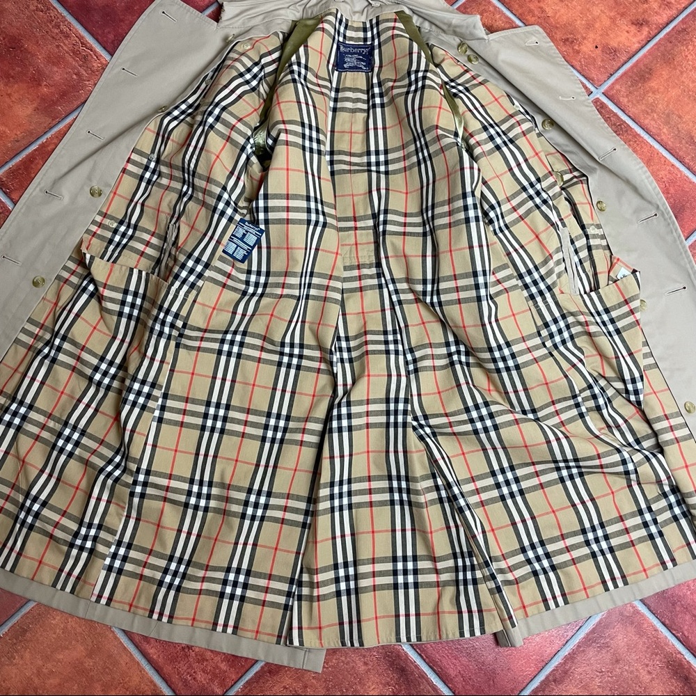 Burberry Tan Trench Coat with Classic Check Lining